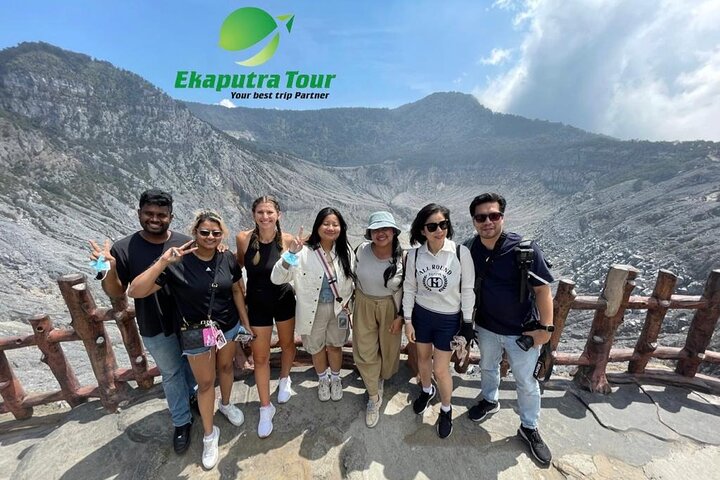 Active Volcano, Rice Field, Hot Spring, Fruit market, Tea Plantation with Lunch