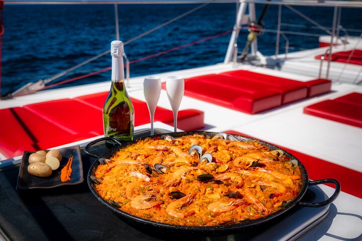 4-Hour Trip on Luxurious Catamaran in Puerto Rico - Gran Canaria