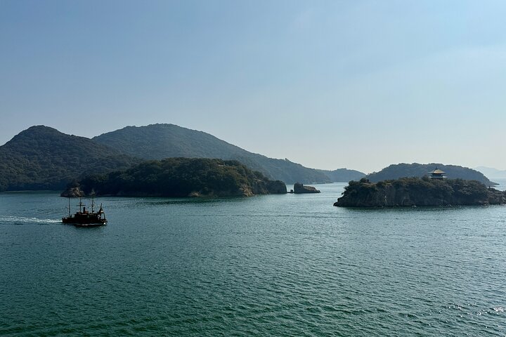 Tomonoura Hidden Gem Private Tour: Historic Seaside Japan