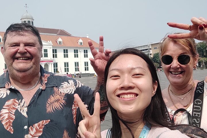 Private Full-Day Guided Tour: Explore Jakarta’s Top Highlights