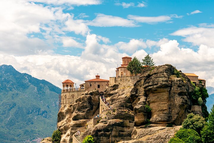 Meteora Monasteries from Volos - Shore Excursion with Port Pickup