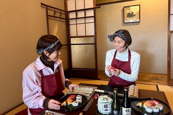 Little EDO Sushi Making workshop in Kawagoe
