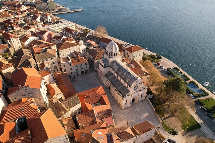 Šibenik: 3 fortresses; City&wine tour; tasting and all fees inc