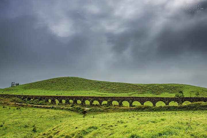 Discover São Miguel: Full Day Fogo and Sete Cidades with lunch