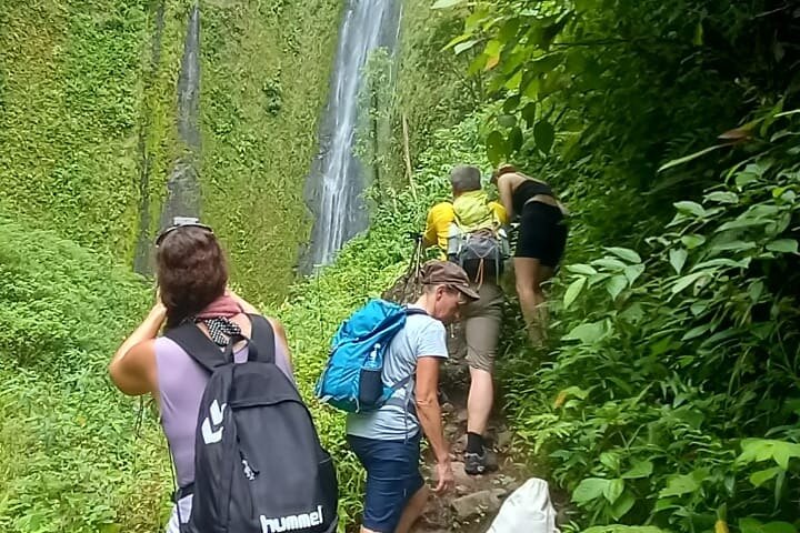 One Day Tour on Ometepe : Waterfall - Kayaking - Sunset