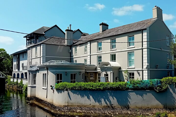 Ennis Walking Tour with a Local Expert