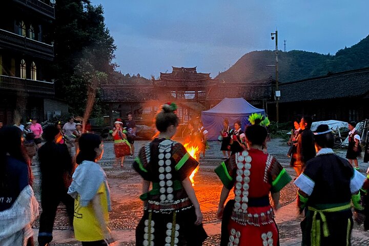 5 Days Guizhou Cave Tour Culture and Culinary Delights