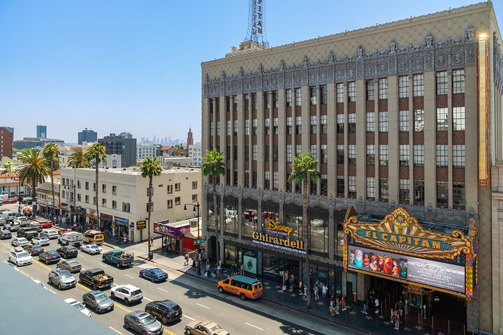 Hollywood, Beverly Hills, & Celebrity Home Tour from Santa Monica