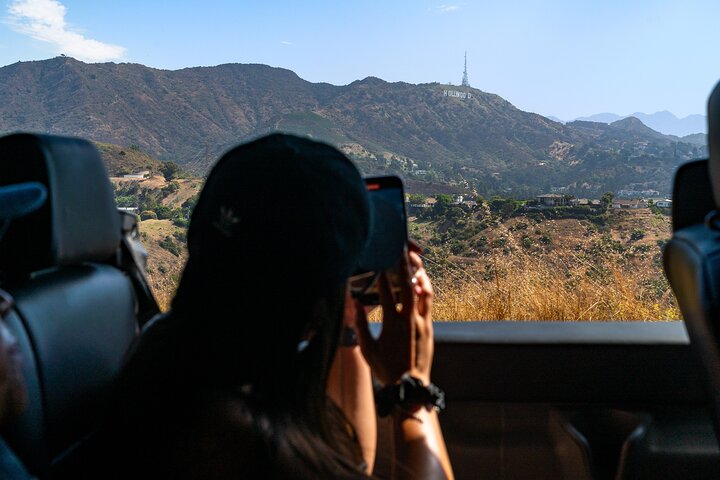 Hollywood, Beverly Hills, & Celebrity Home Tour from Santa Monica