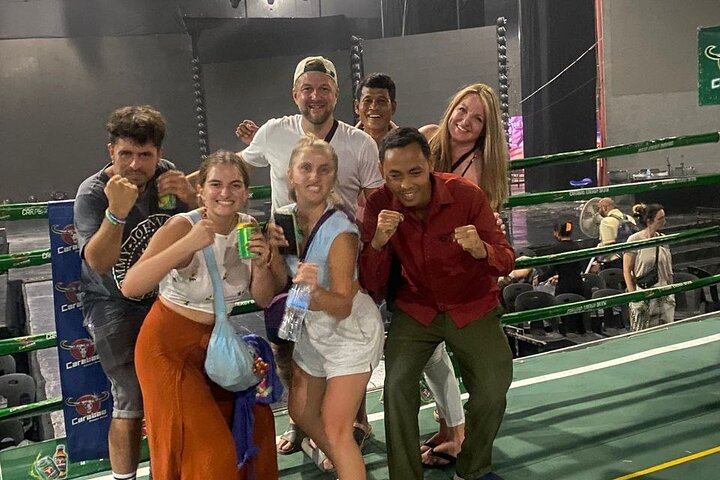 Watch Live Khmer Traditional boxing in Phnom Penh