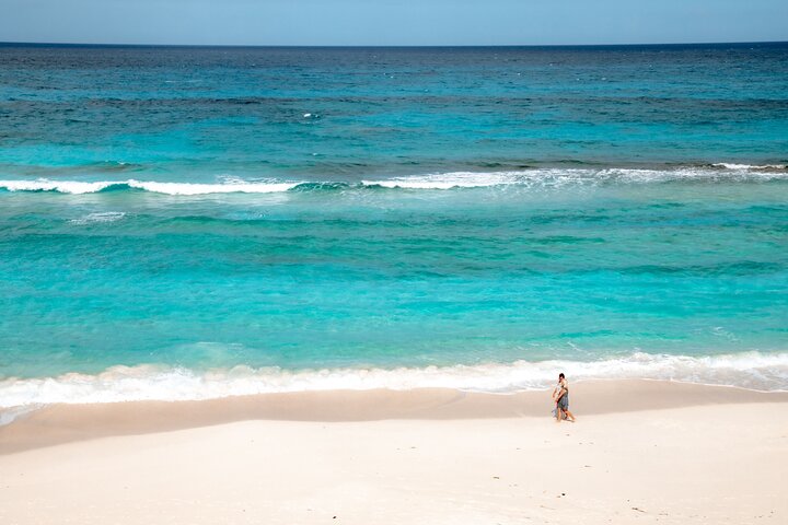 Private Vacation Photoshoot with Photographer Georgetown Bahamas