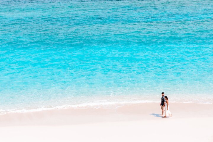 Private Vacation Photoshoot with Photographer Georgetown Bahamas