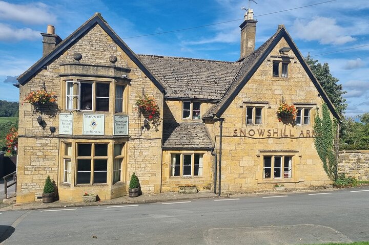 Stratford-upon-Avon to London: Scenic Transfer via The Cotswolds