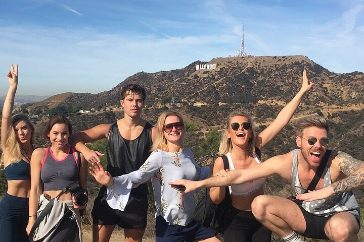 Full-Day Iconic Sights of LA, Hollywood, Beverly Hills, Beaches and More