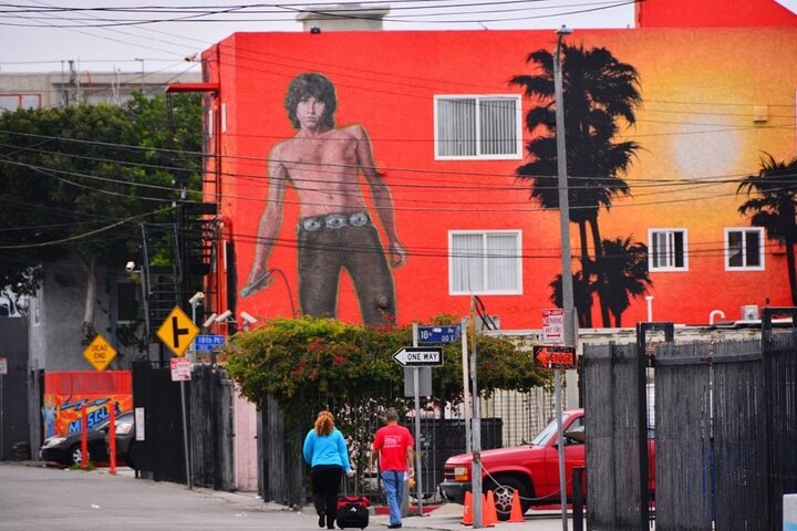 Full-Day Iconic Sights of LA, Hollywood, Beverly Hills, Beaches and More