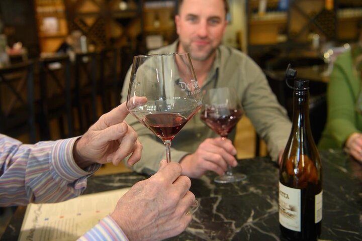 Wine Tasting and Walking Tour of Carmel-by-the-Sea