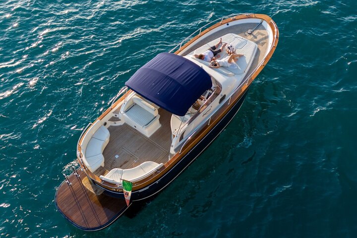 Amalfi Coast Private Boat Tour from Sorrento, Positano & Capri