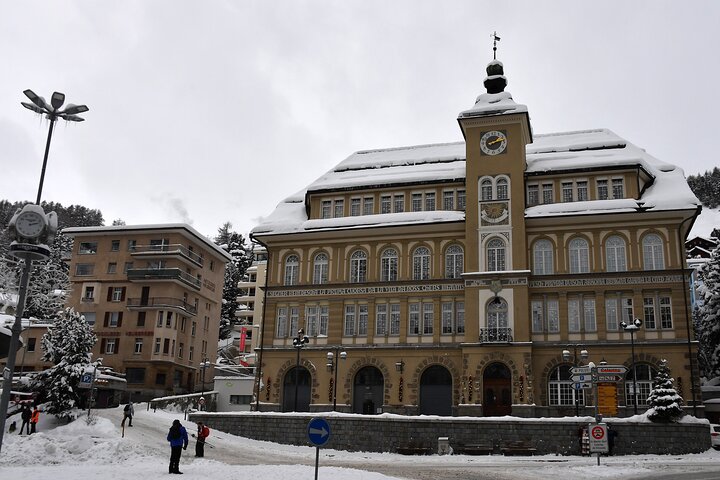 Explore St. Moritz in 60 minutes with a Local