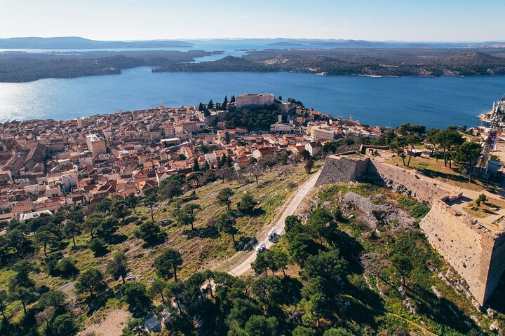 Šibenik: 3 fortresses; City&wine tour; tasting and all fees inc
