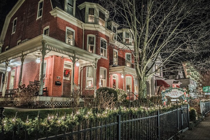 Civil War Ghosts Boos and Booze Haunted Pub Crawl