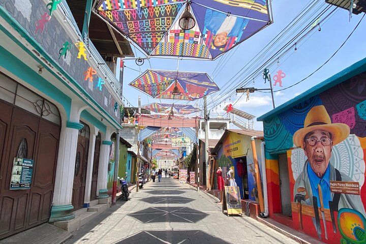Authentic tour of Mayan art and culture in Lake Atitlan