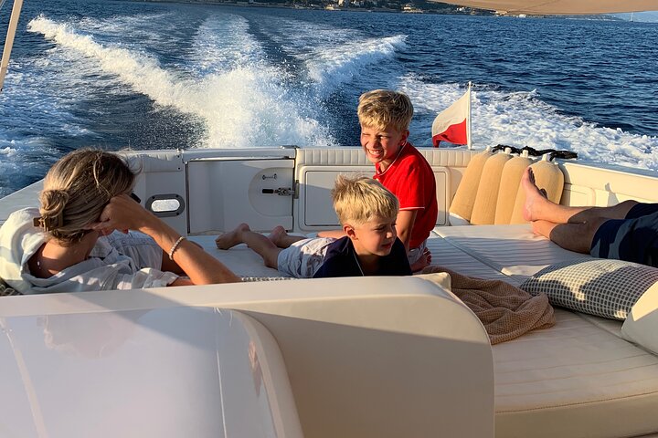Private Luxury Boat Tour on an Exclusive Day-Cruiser Nice/Monaco
