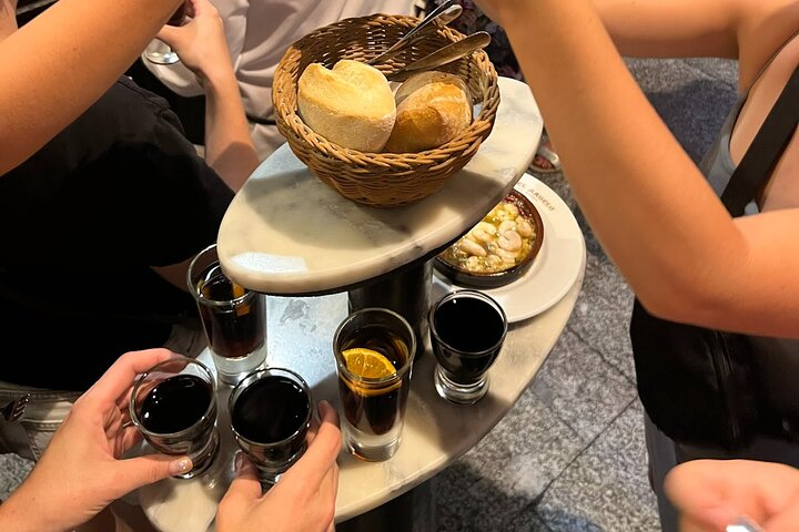 Madrid Tapas & Wine Tasting Food Tour – Small Group Local Bars
