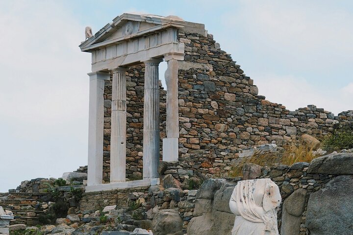 Mykonos Delos Rhenia Daily Cruise with BBQ, Drinks & Transfer