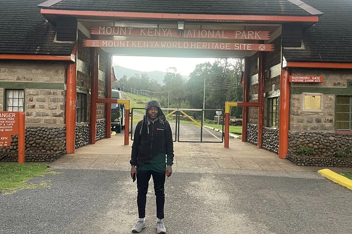 Private 5 Days Mt Kenya Trek Adventure from Nairobi