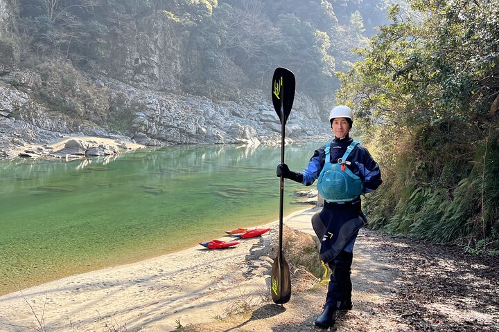 Iya Valley:Guided Kayaking Tour