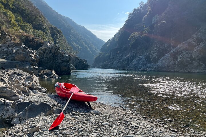 Iya Valley:Guided Kayaking Tour