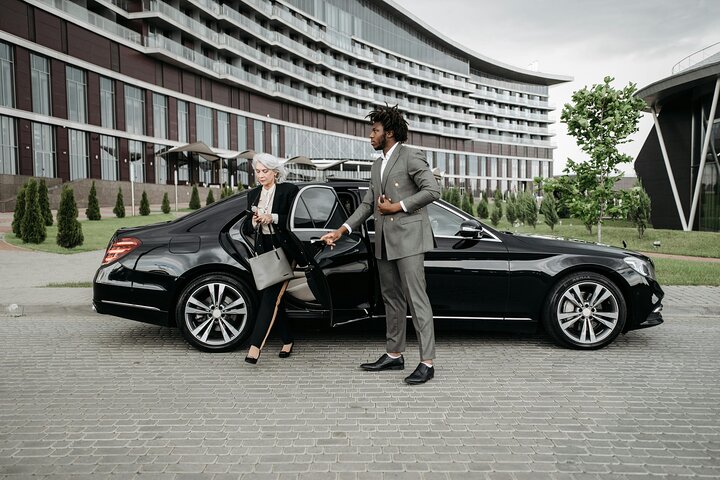 Chauffeur Private Service In Dubai And Abu Dhabi