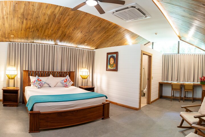 Tortuguero : All Inclusive Package 2 Nights 3 Days from San Jose