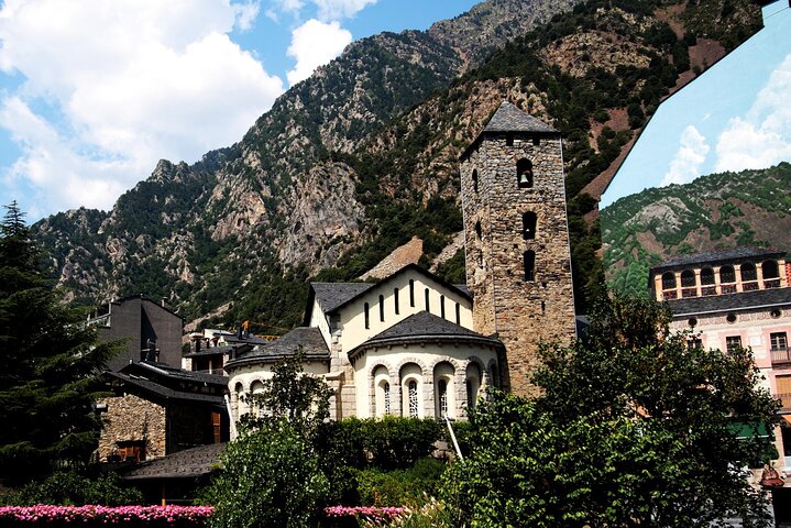 The Best of Andorra la Vella: Art, Heritage & Alpine Vistas