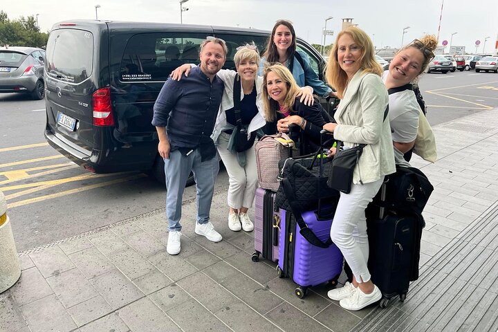 Catania Airport Transfer ↔ Syracuse , Taormina or Giardini Naxos