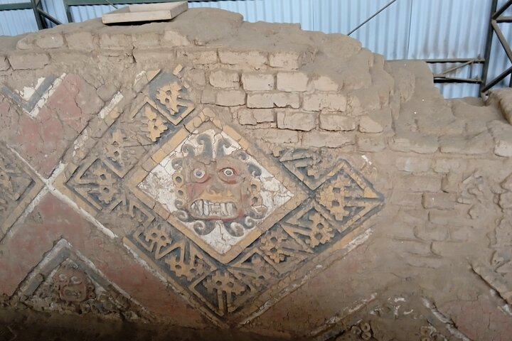 Full day: Moon and Sun temple & Chan Chan from Trujillo