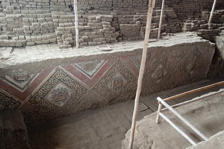Full day: Moon and Sun temple & Chan Chan from Trujillo