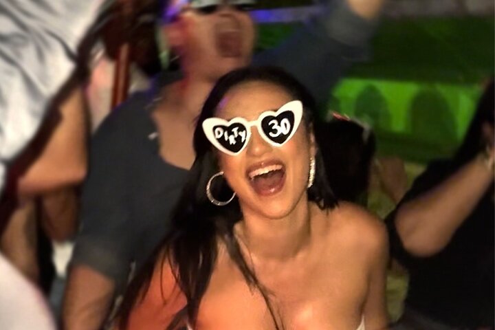 Aruba Nightlife Party Bus with Unlimited Drinks & DJ on Road Jam