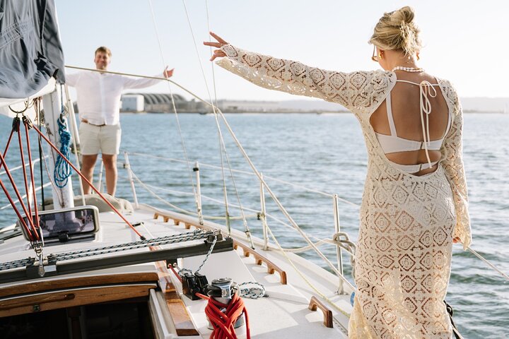Deluxe Sunset & Day Sail Small Group