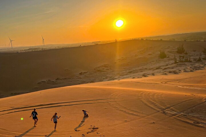 Sunrise or Sunset Private Jeep Tour of Sand Dunes Mui Ne, Vietnam