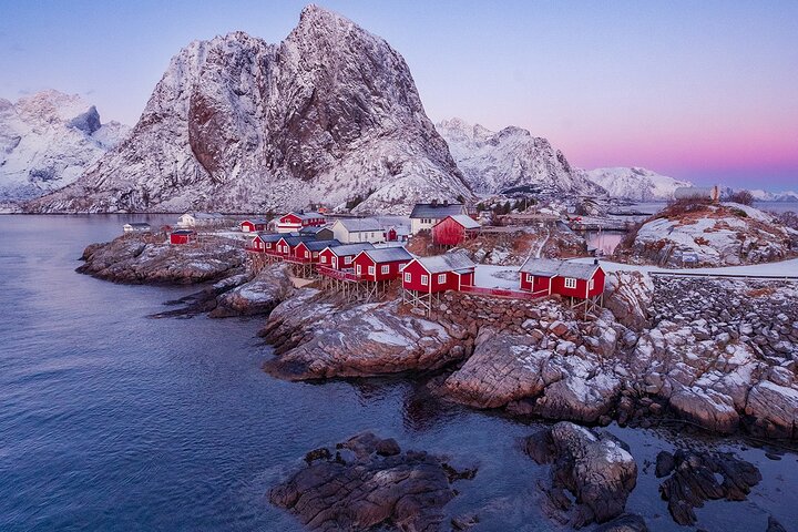 Reine, Hamnøy, Sakrisøy Photo Tour from Svolvær