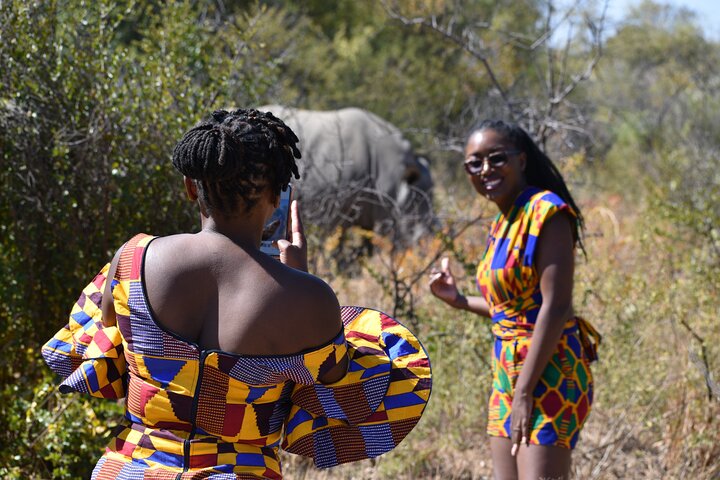 Half Day Rhino Tracking and White Rhino Cave Tour