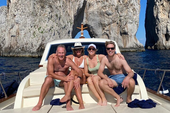Capri-Positano Private Boat Tour from Sorrento,Positano or Capri