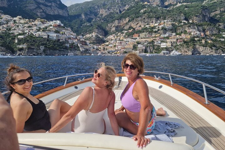 Amalfi Coast Private Boat Tour from Sorrento, Positano & Capri