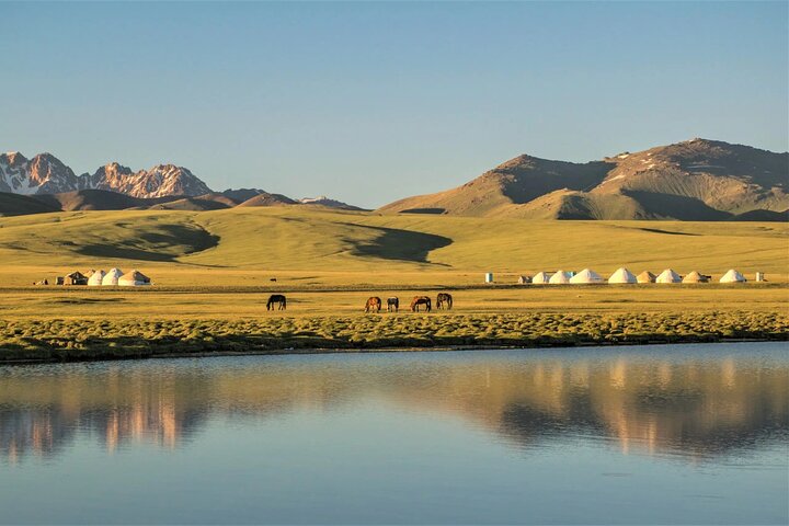 2-Day Small-Group Nomadic Adventure to Song Kul Lake