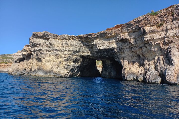 Malta Private Boat Trip to Comino, Blue & Crystal Lagoon, & Gozo