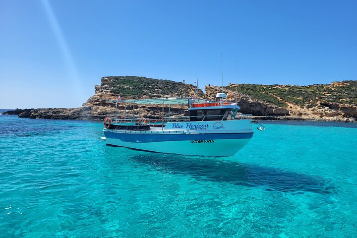 Malta Private Boat Trip to Comino, Blue & Crystal Lagoon, & Gozo