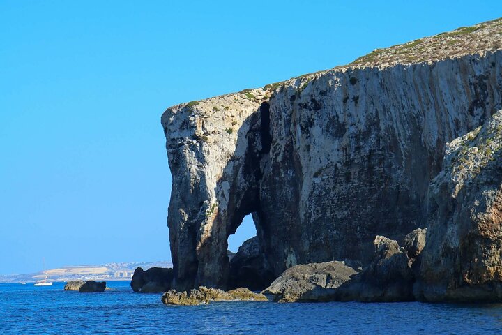 Malta Private Boat Trip to Comino, Blue & Crystal Lagoon, & Gozo