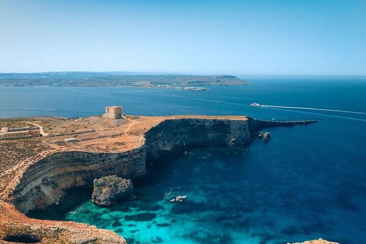 Malta Private Boat Trip to Comino, Blue & Crystal Lagoon, & Gozo
