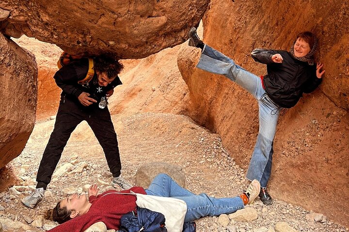 Hike & Overnight With Nomads Families